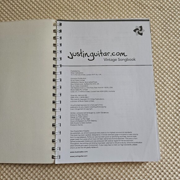 2013 - Vintage Songbook by‎ Justin Sandercoe - Spiral Bound - Picture 3 of 7